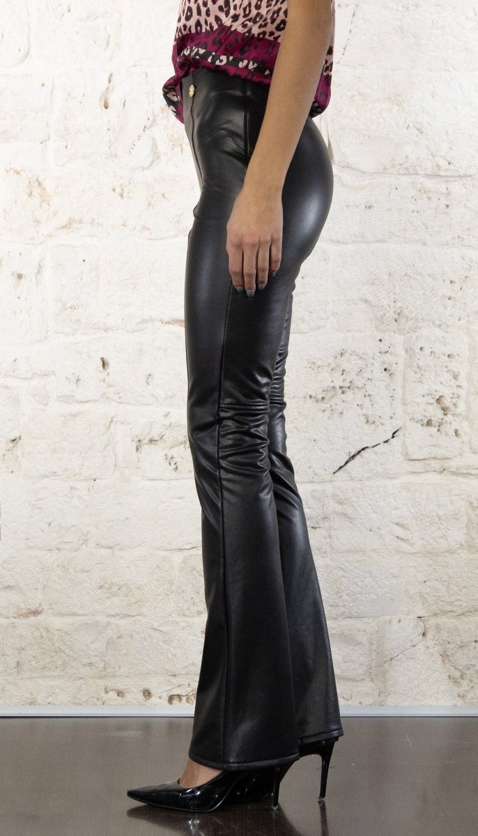 Denny Rose Pantalone nero in similpelle a zampa Pantalone Donna - Boutique Luisa Trendy