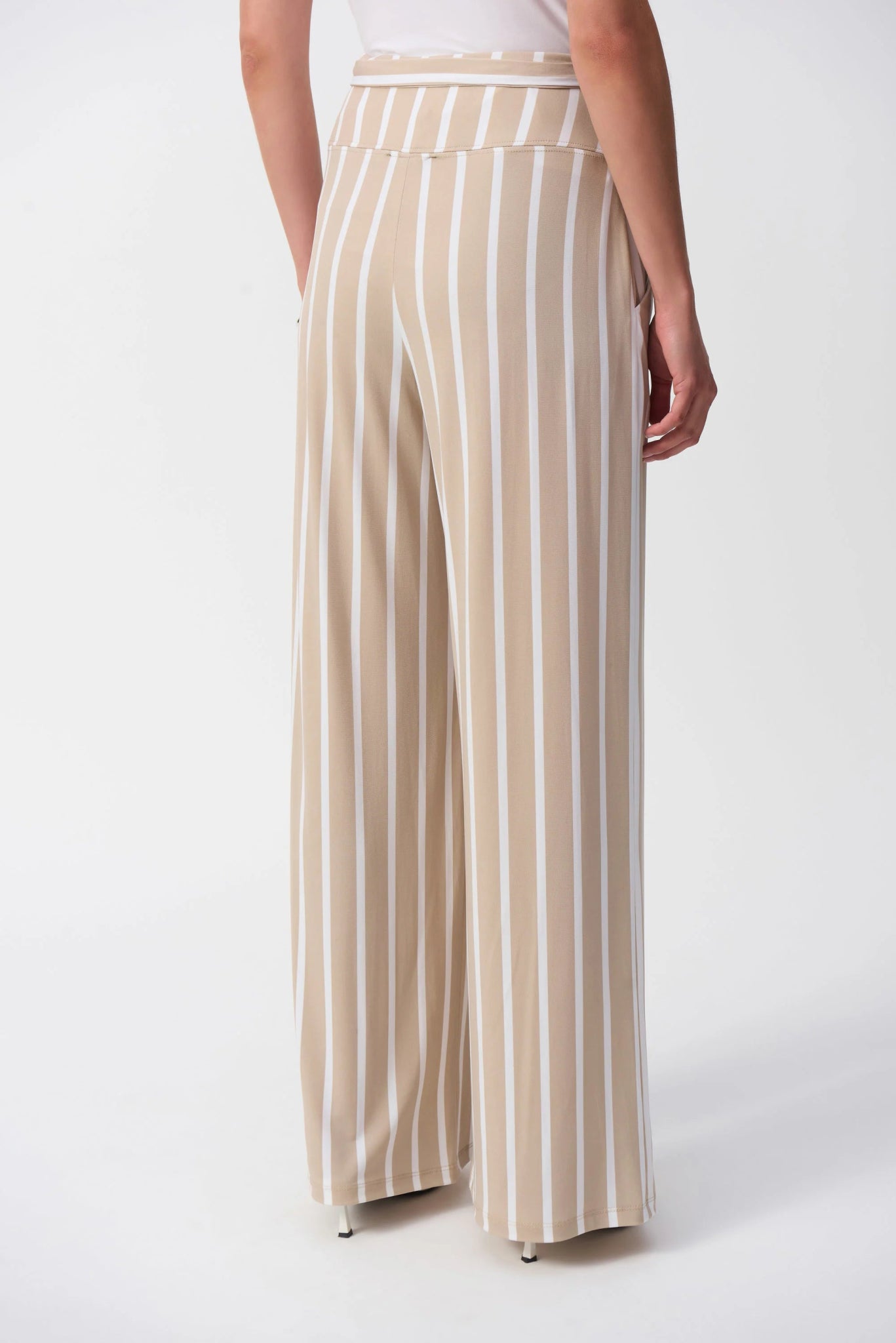 Joseph Ribkoff Pantaloni a gamba larga in maglia effetto seta a righe Pantalone Donna - Boutique Luisa Trendy