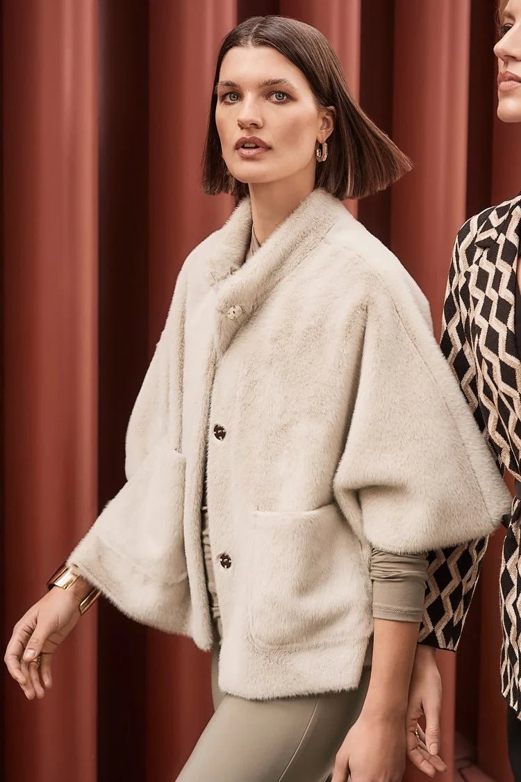 Joseph Ribkoff Pelliccia con maniche corte a pipistrello Capispalla Donna - Boutique Luisa Trendy
