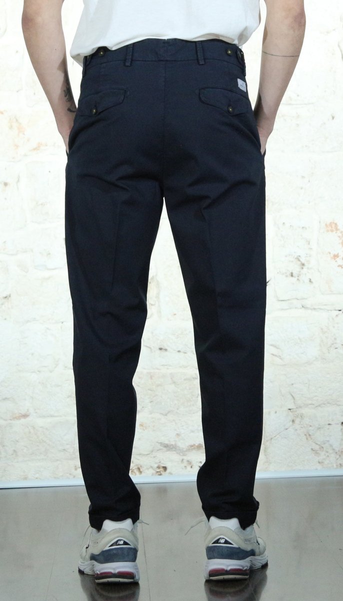 Manuel Ritz Pantalone doppia pinces baggy twill cotone stretch blu Pantaloni Uomo - Boutique Luisa Trendy