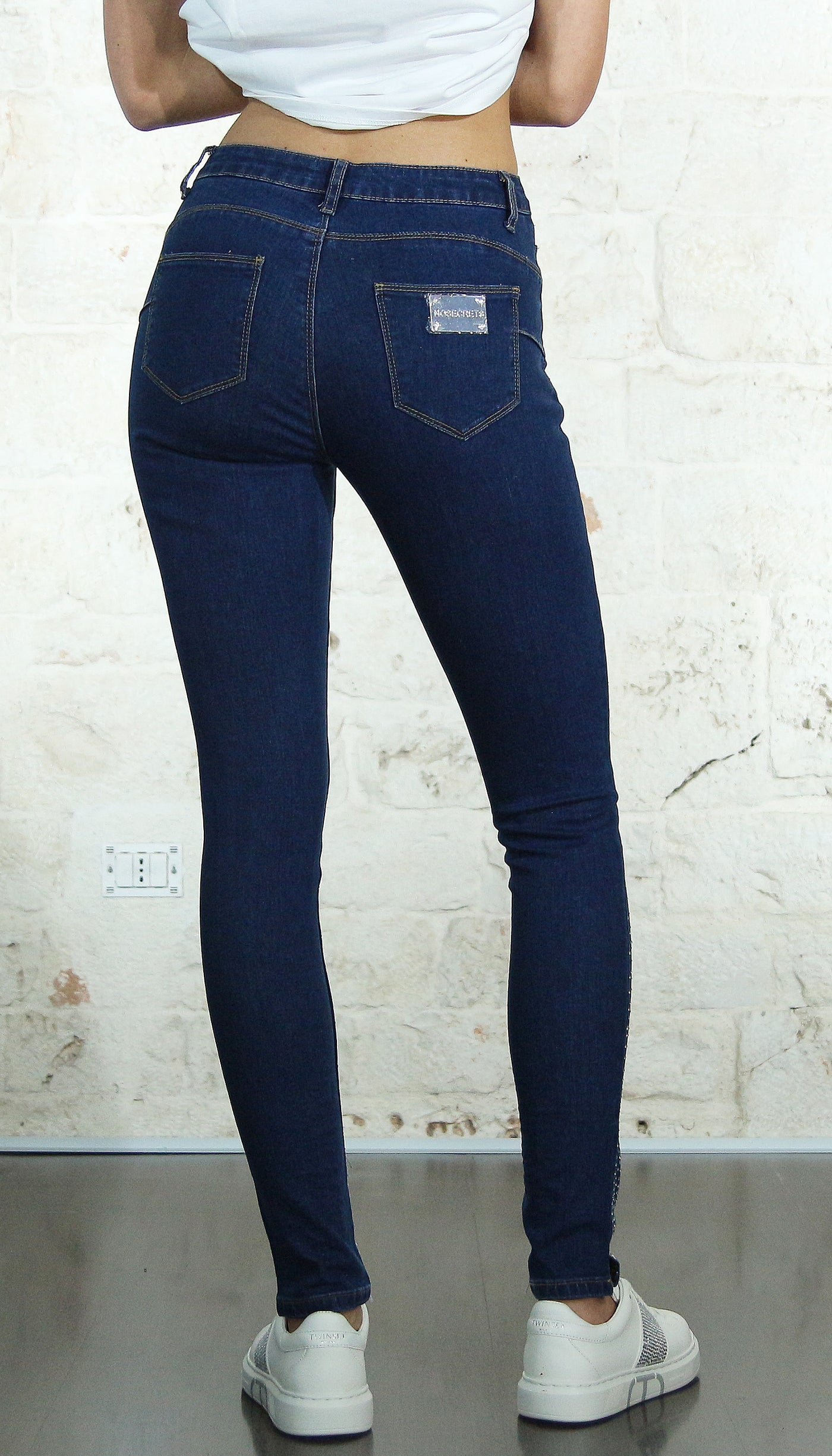 Nosecrets Milano Jeans pushup cascata diamanti