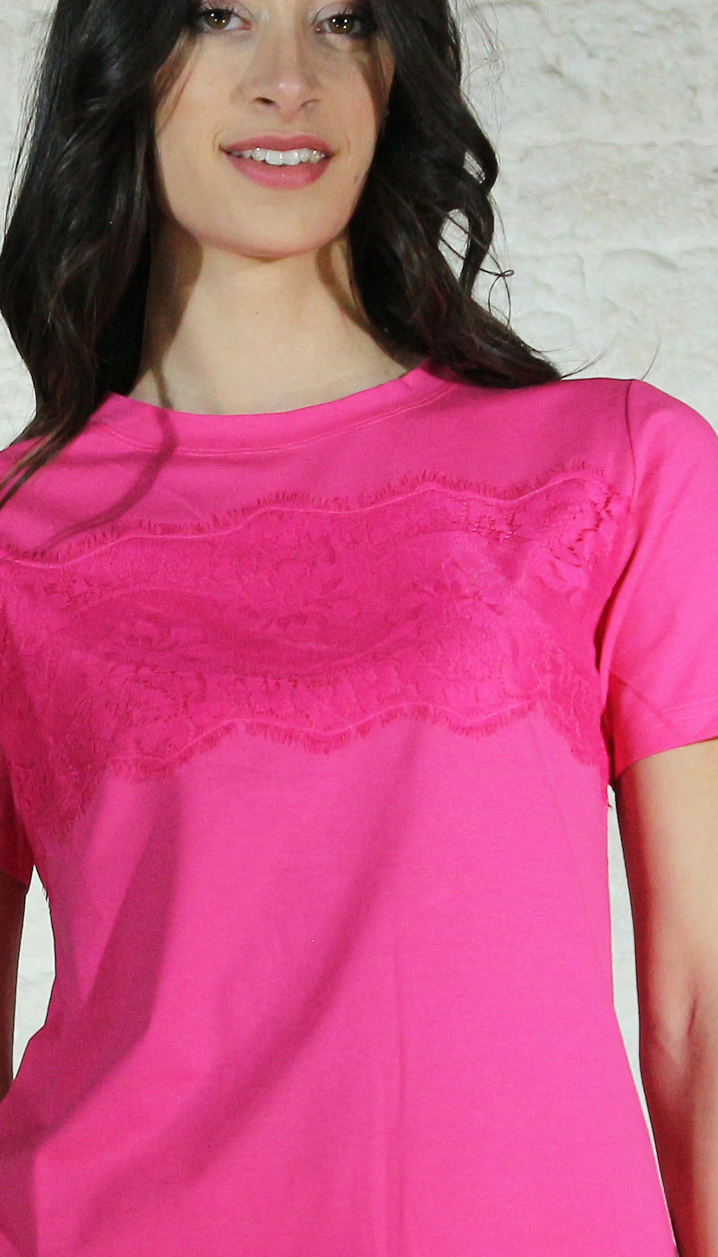 Nosecrets Milano T-shirt con pizzo.