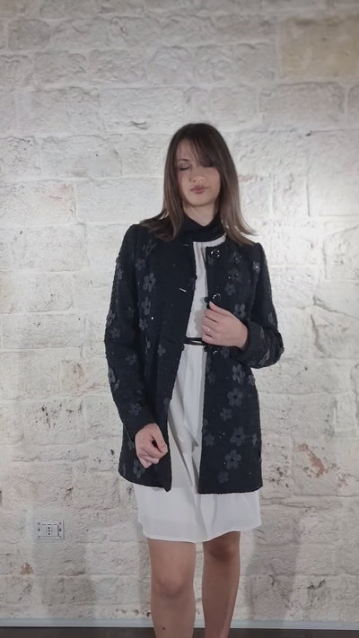 Twinset Cappotto bouclé con fiori e paillettes