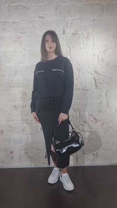 Gaudi Felpa nera con tasche di strass 521BD64010