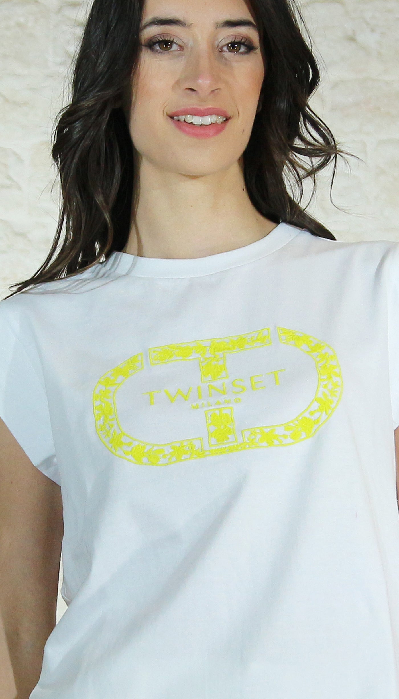 Twinset MilanoT-shirt con Oval T e maniche ad aletta