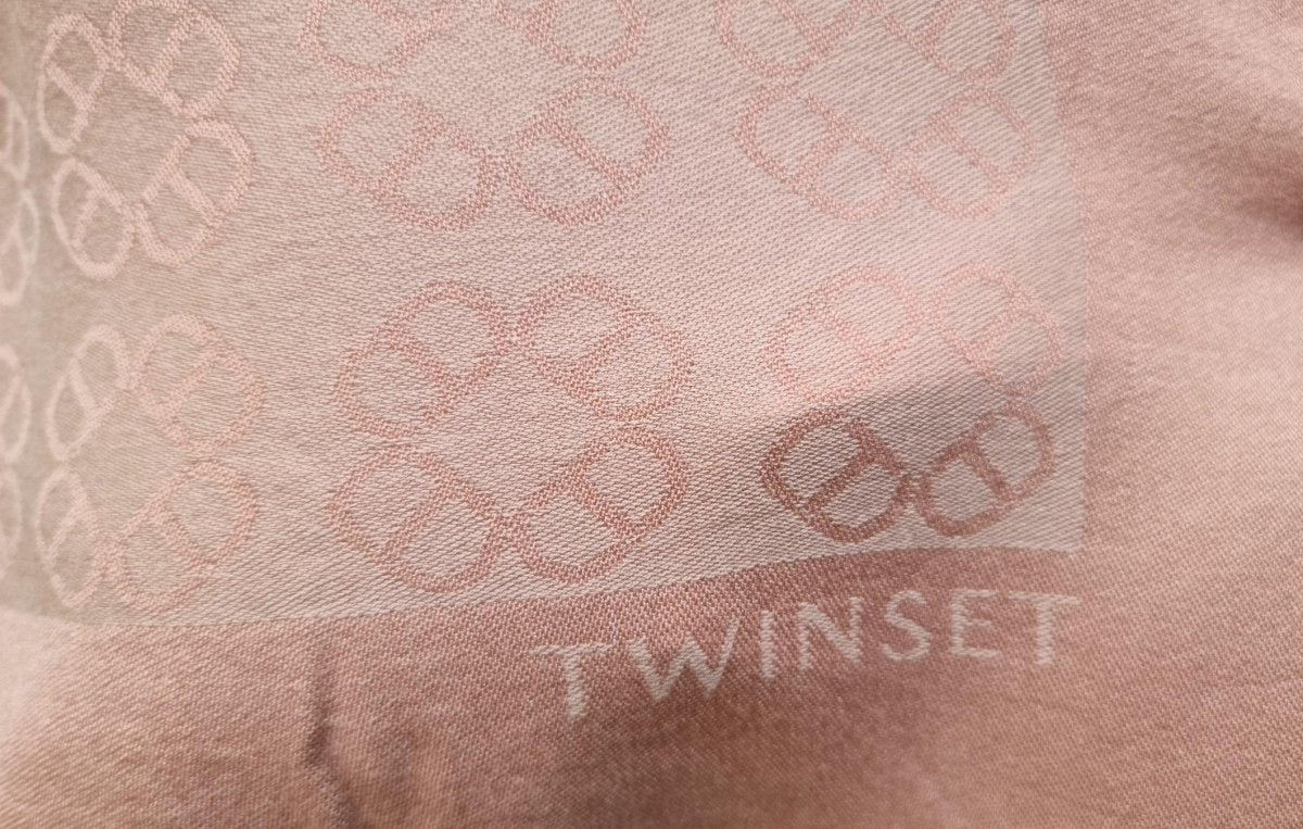 Twinset Kefiah jacquard con Oval T sciarpe e foulard - Boutique Luisa Trendy