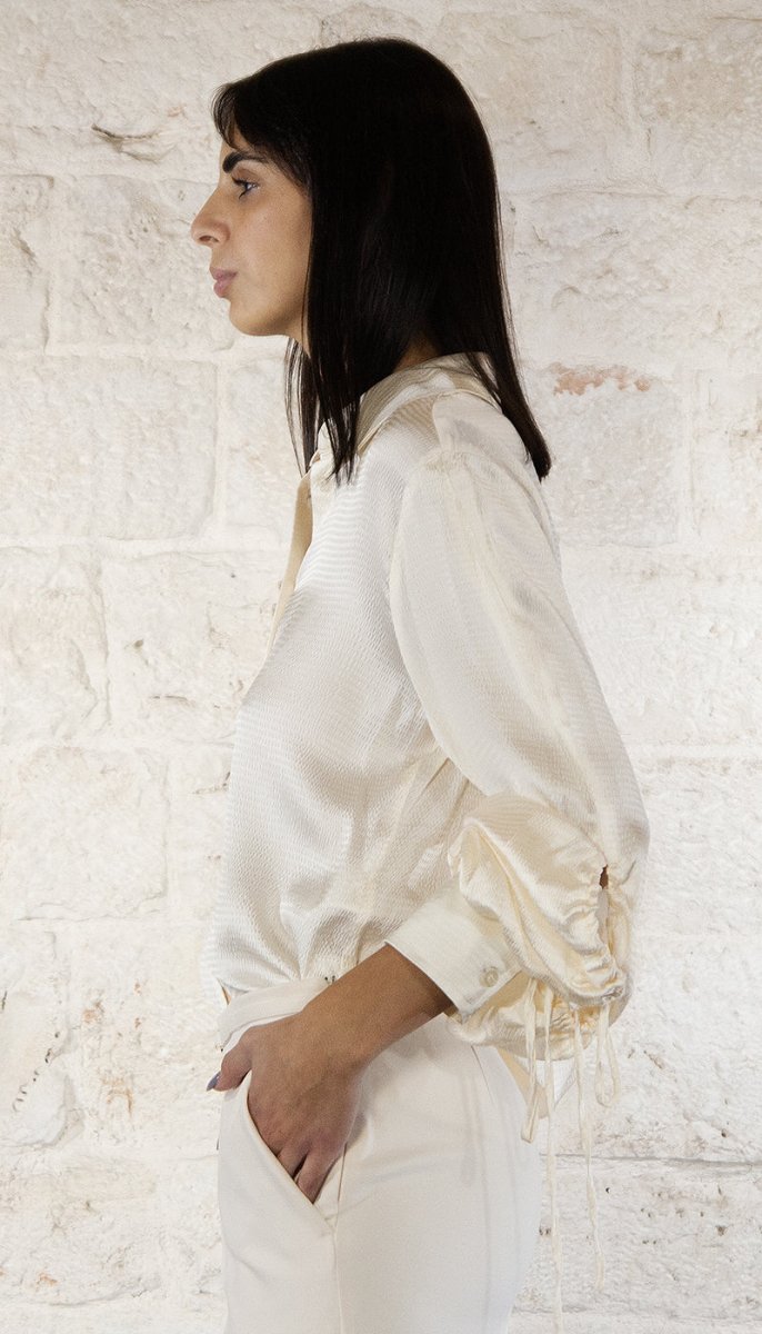 Twinset Milano Camicia in raso martellato con oblò Bluse e camicie - Boutique Luisa Trendy
