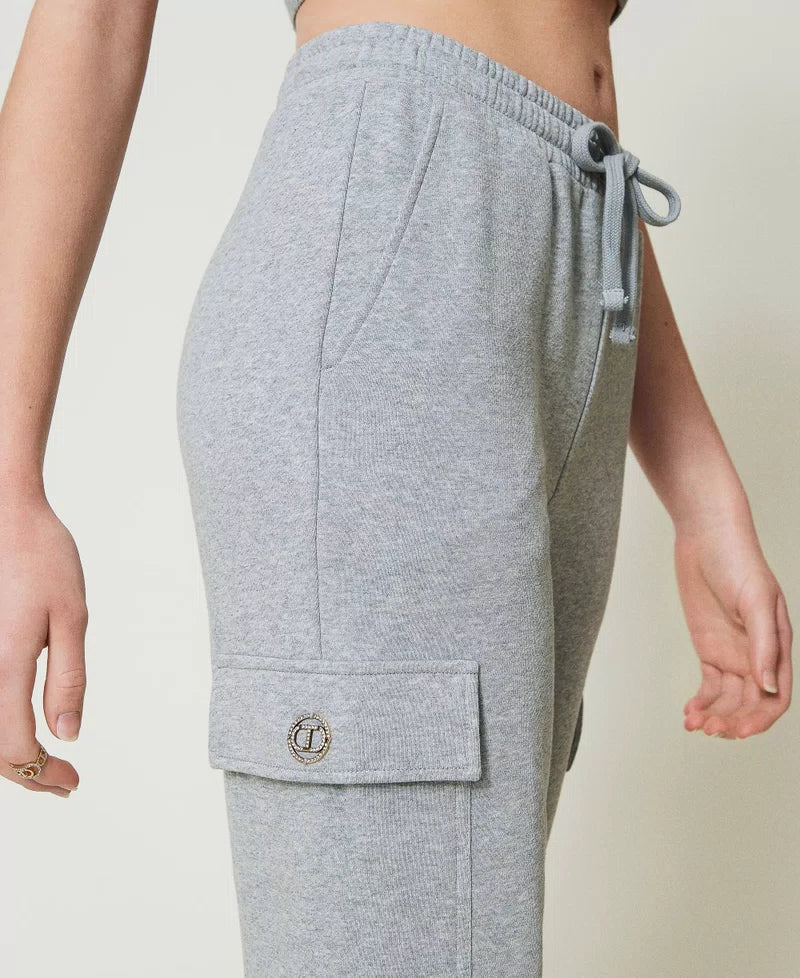 Twinset Pantaloni joggers in felpa con Oval T