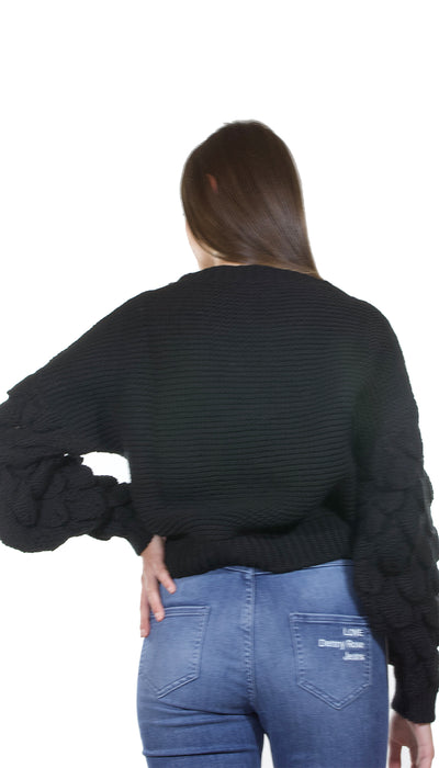 ODI ET AMO Maglia nera in lana con applicazione scollo. A053U1 (6631202029703)