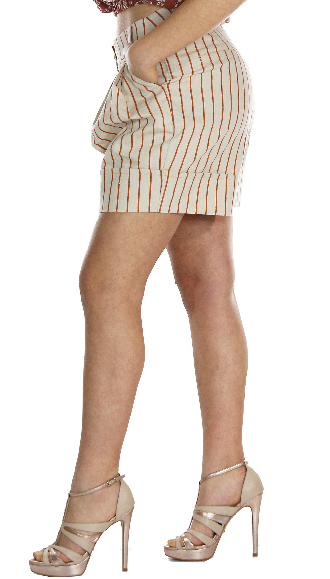 Silvian Heach Shorts a righe vita alta con pince. (6665966846087)