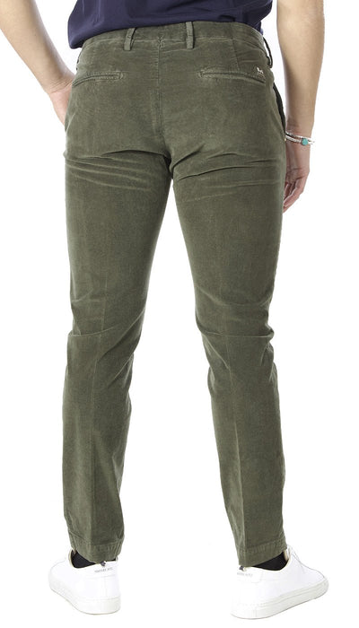 Entre Amis Pantalone modello corto verde effetto velluto. Pantaloni Uomo - Boutique Luisa Trendy