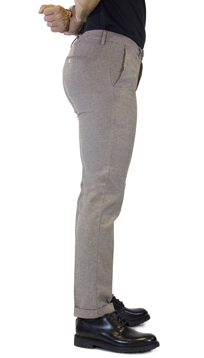 Seventy Pantalone uomo in tessuto stretch fantasia pied de poule marrone - Boutique Luisa Trendy